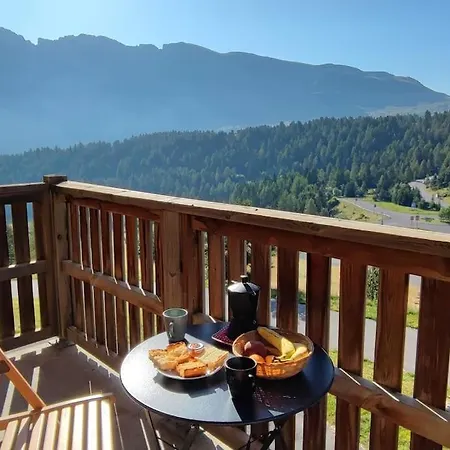 10 Personnes Au Pied Des Pistes - * SuperDevoluy
